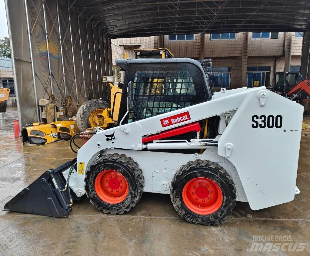 Bobcat S 300  스키드로더