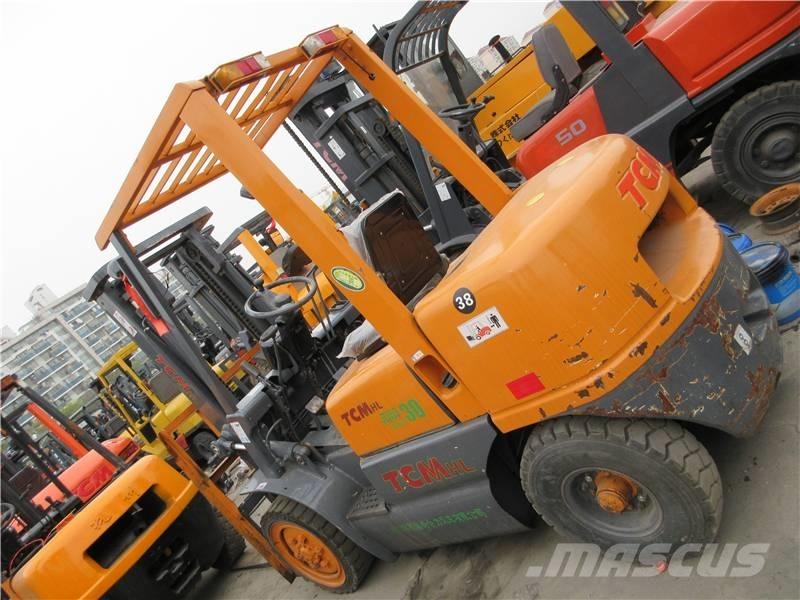 TCM FD 30 디젤 지게차