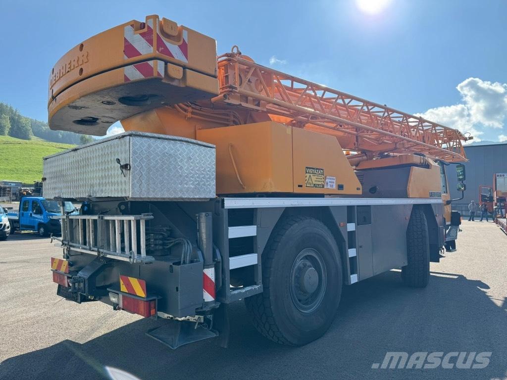 Liebherr LTM 1030-2 A/T 크레인