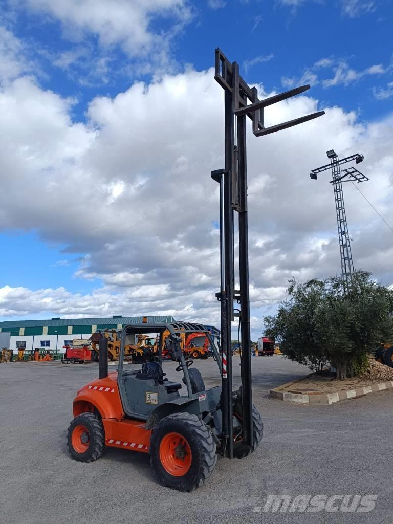 Ausa C 300 H 험지용 트럭