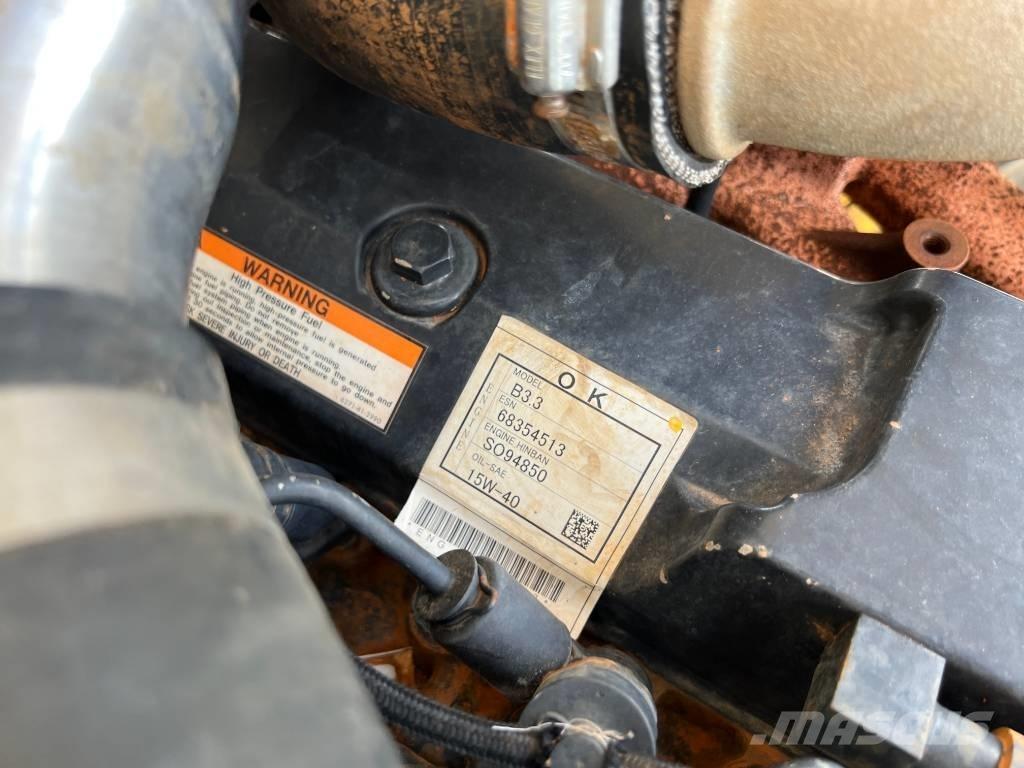 Dynapac CP224 공기 타이어 롤러