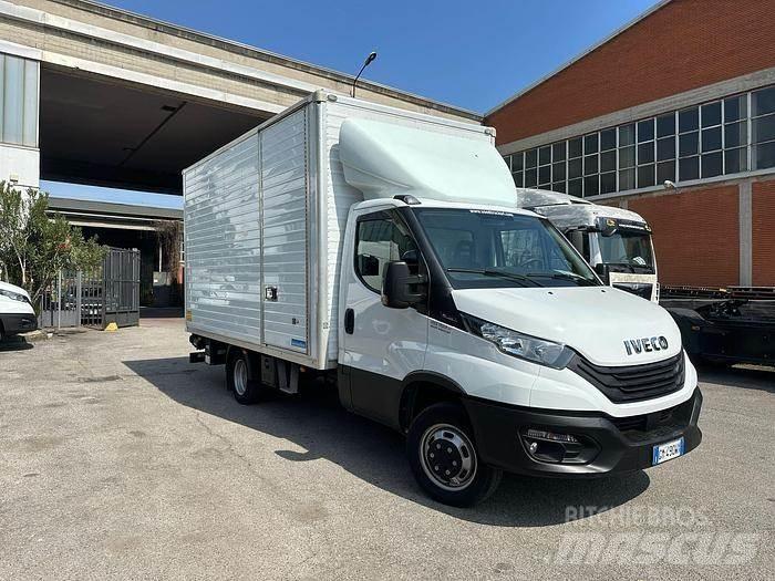 Iveco 35C14 기타
