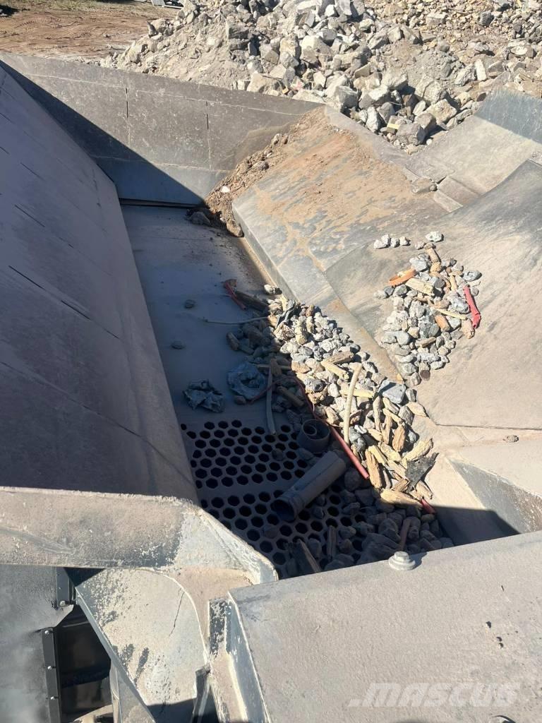 Keestrack R3e 크러셔