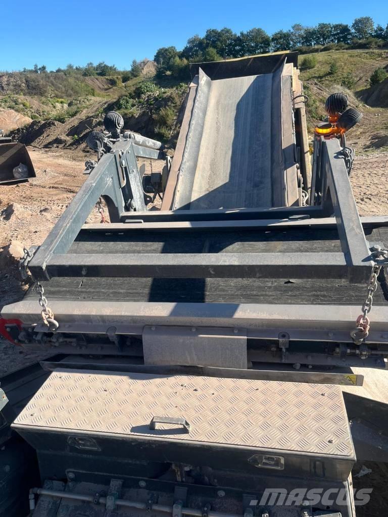 Keestrack R3e 크러셔