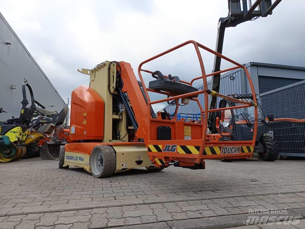 JLG Toucan 12 E Plus 관절형 전동이동 리프트