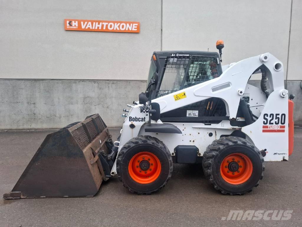 Bobcat S 250  스키드로더