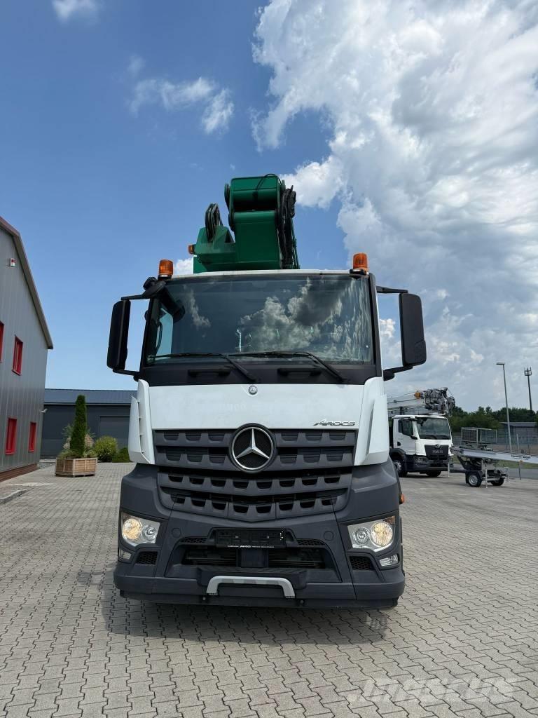 Mercedes-Benz 2643 R/T 크레인