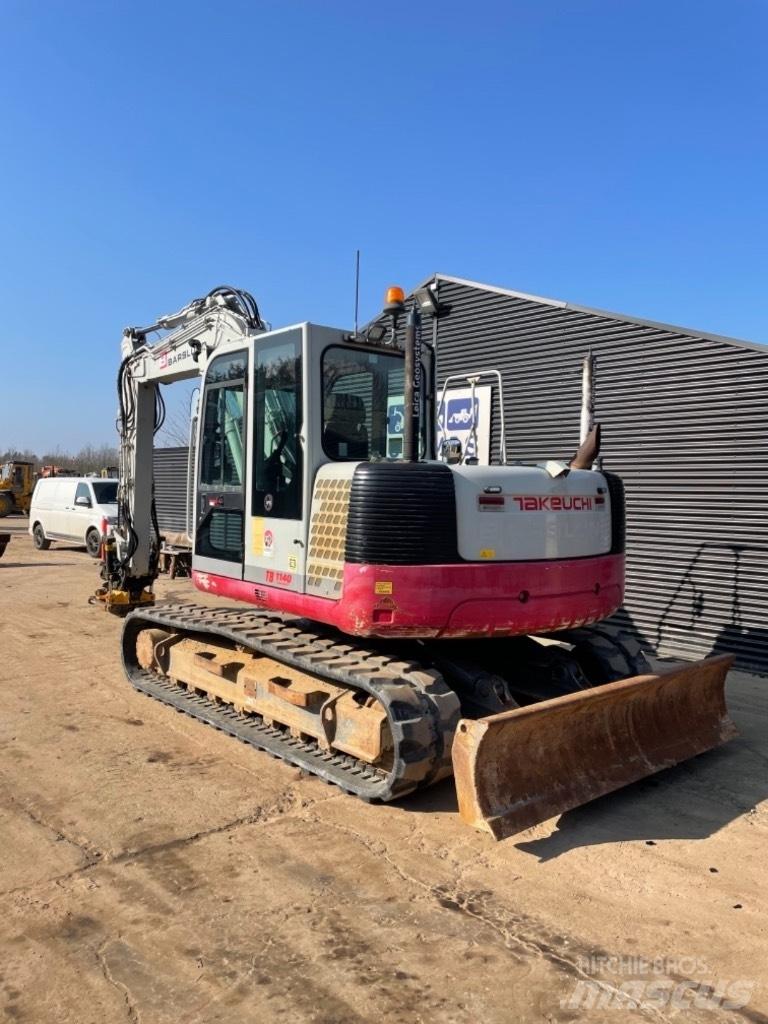 Takeuchi TB 1140 대형 굴삭기 29톤 이상