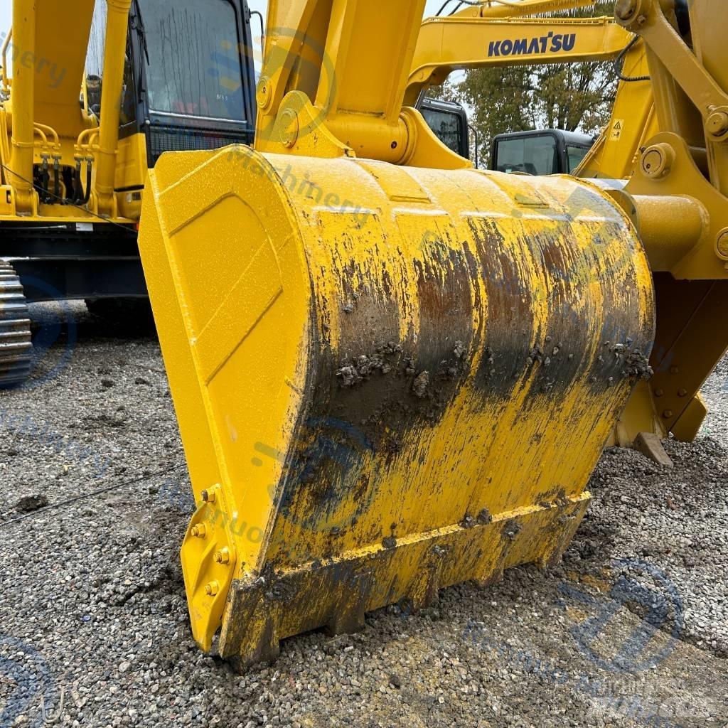 Komatsu PC200-8 대형 굴삭기 29톤 이상