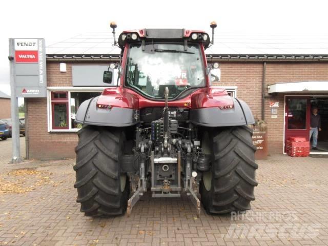 Valtra T154 VERSU 트랙터