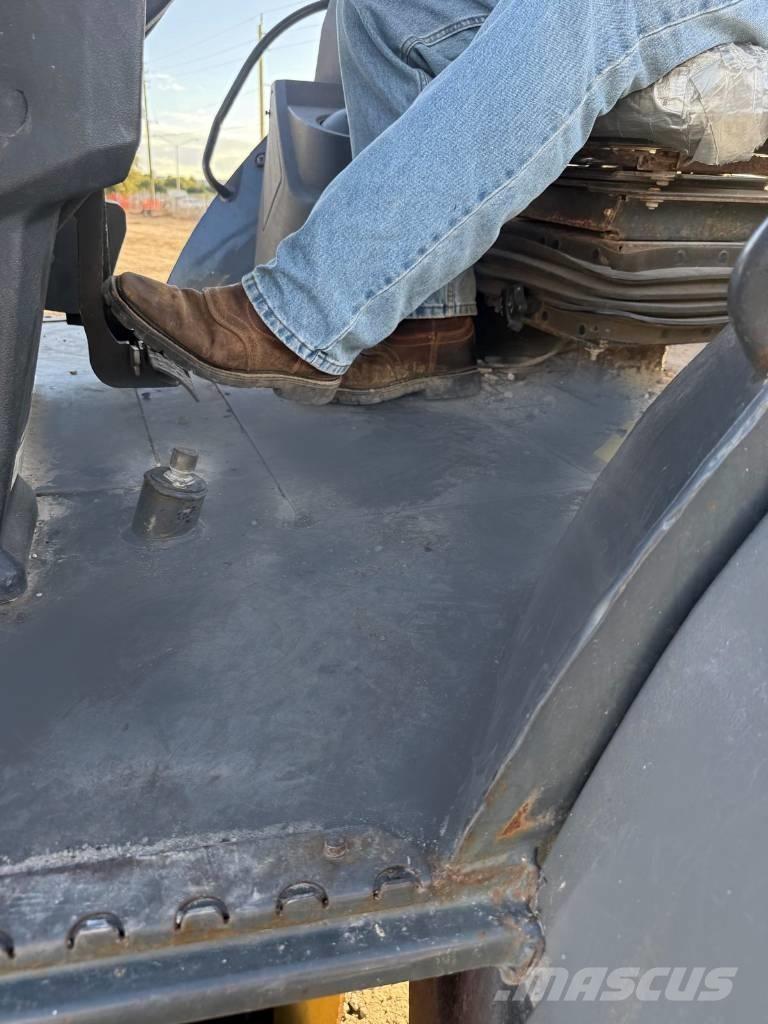 John Deere 310 L EP 백호로더