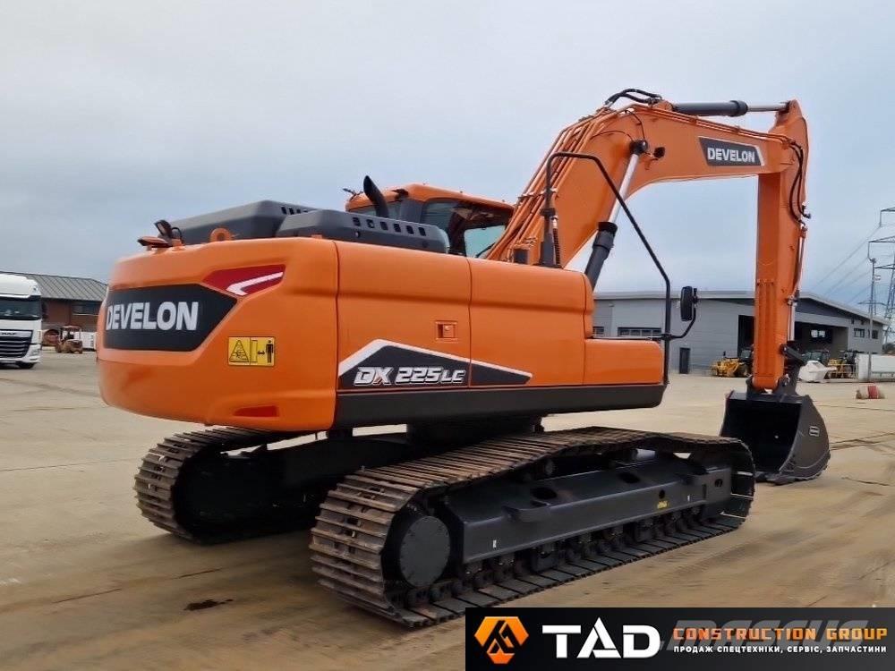 Develon DX 225 LC-7M 대형 굴삭기 29톤 이상