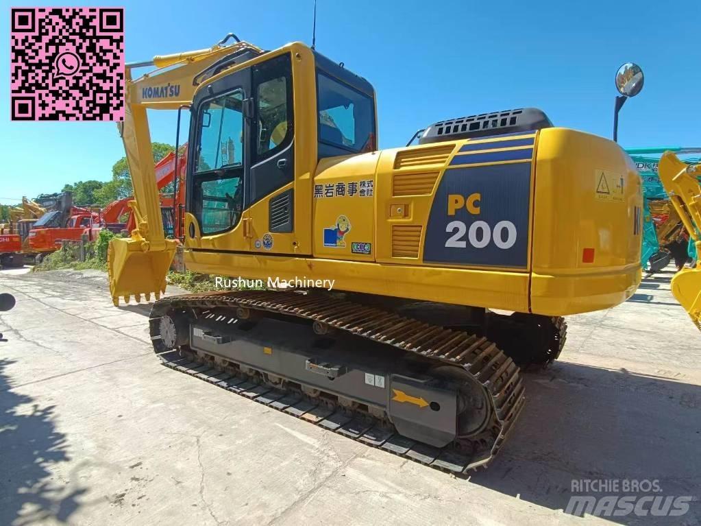 Komatsu PC 200 중형굴삭기 7톤-28톤