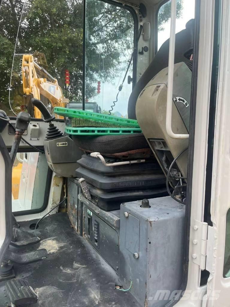 Takeuchi TB 160C 대형 굴삭기 29톤 이상