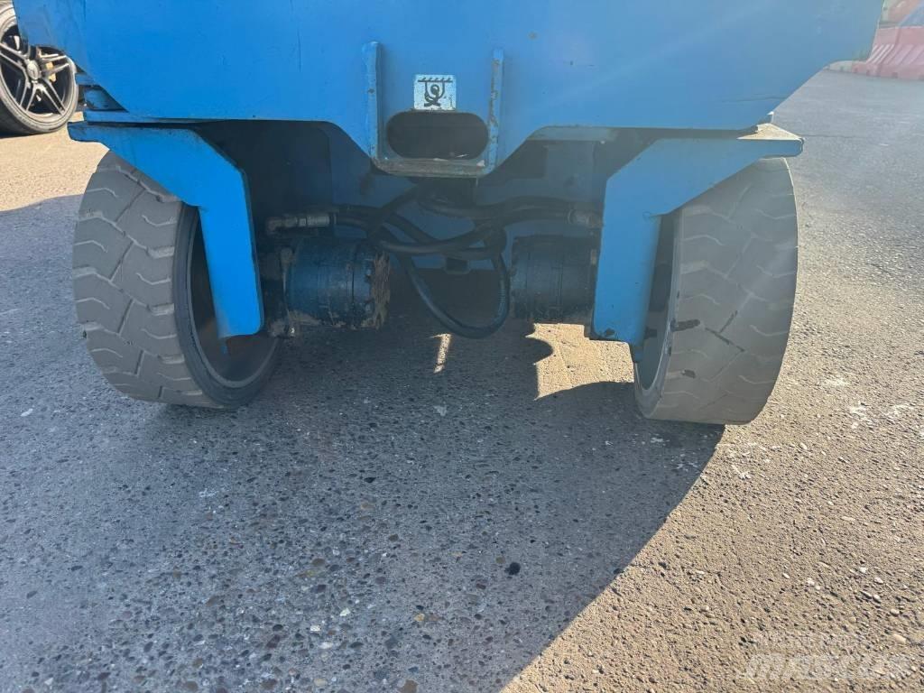 Genie GS 3232 가위형 리프트