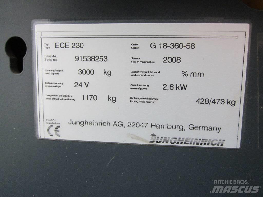 Jungheinrich ECE230 전동 지게차