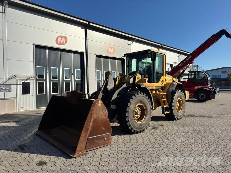 Volvo L90F  휠로우더
