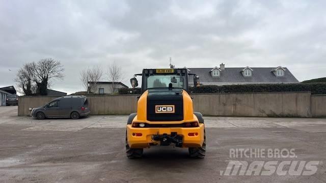 JCB TM 320 S 텔러 핸들러