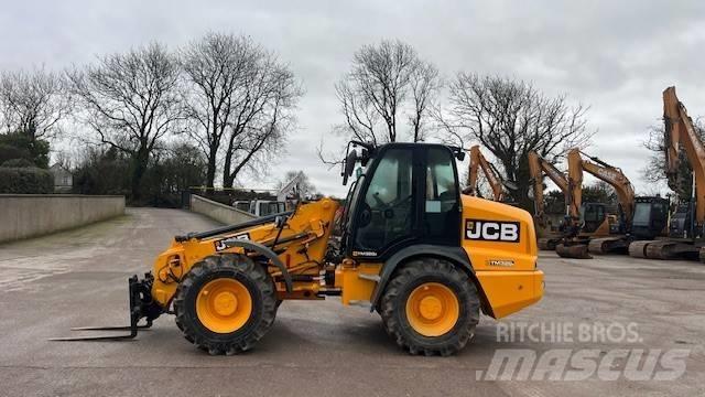 JCB TM 320 S 텔러 핸들러
