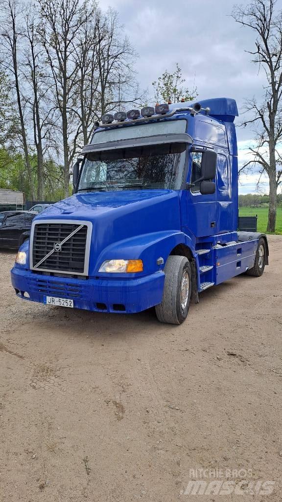 Volvo NH 12 트랙터 유닛