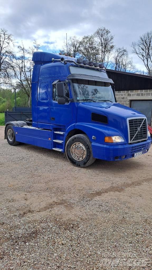 Volvo NH 12 트랙터 유닛