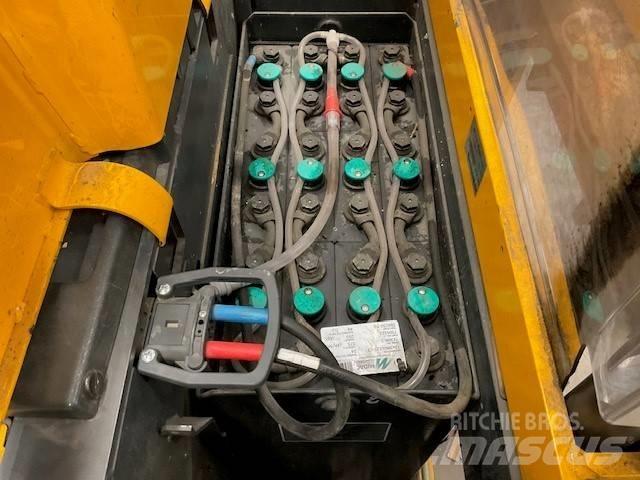 Jungheinrich ERC 214 포크리프트