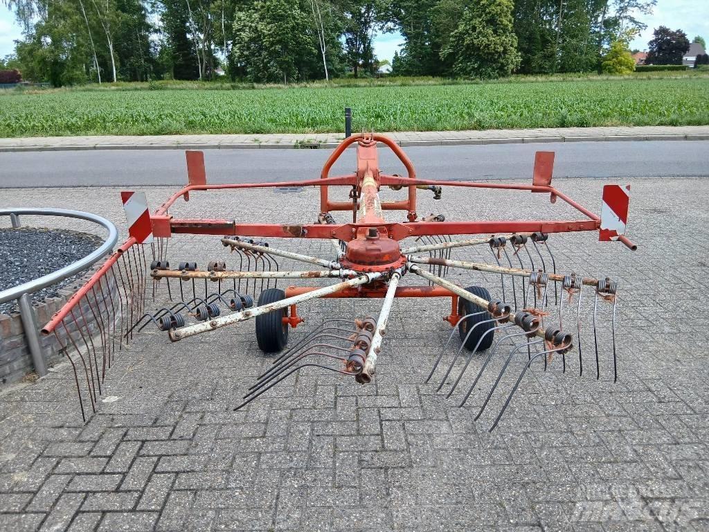 Kuhn GA 301 윈드로어