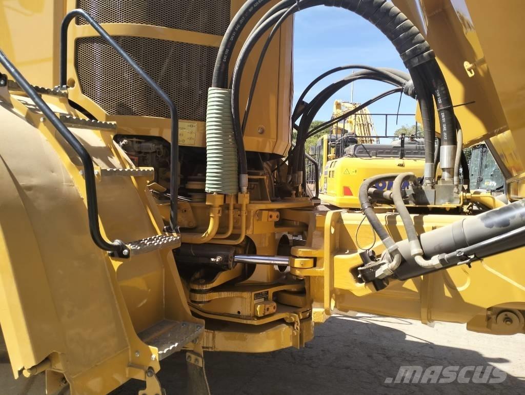 CAT 740 B 연결식 홀러