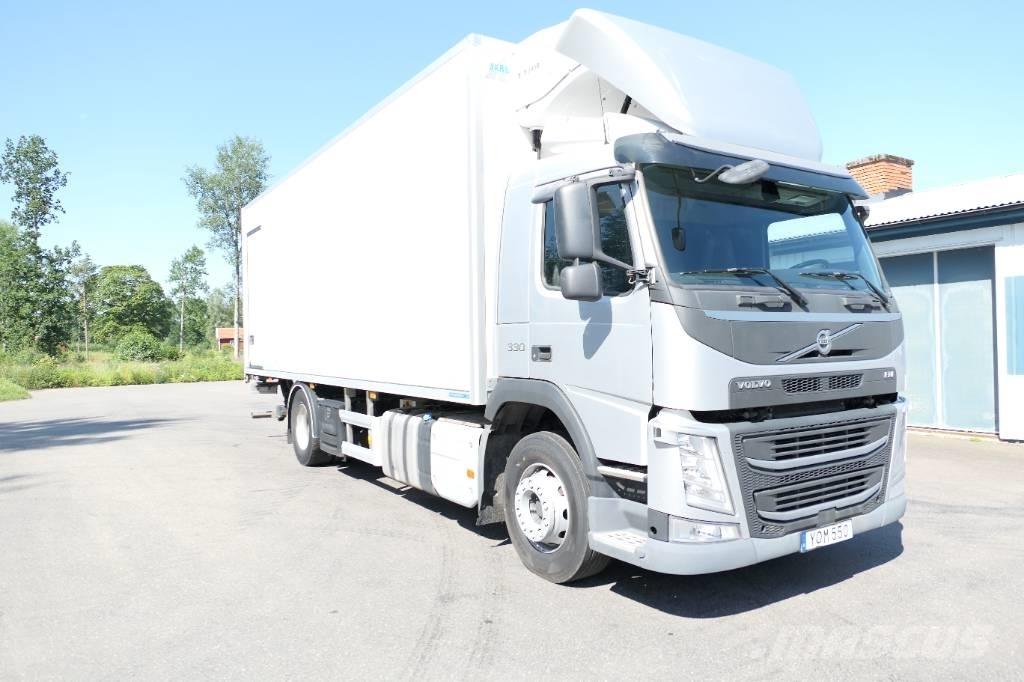 Volvo FM330 4x2 온도 조절식 트럭