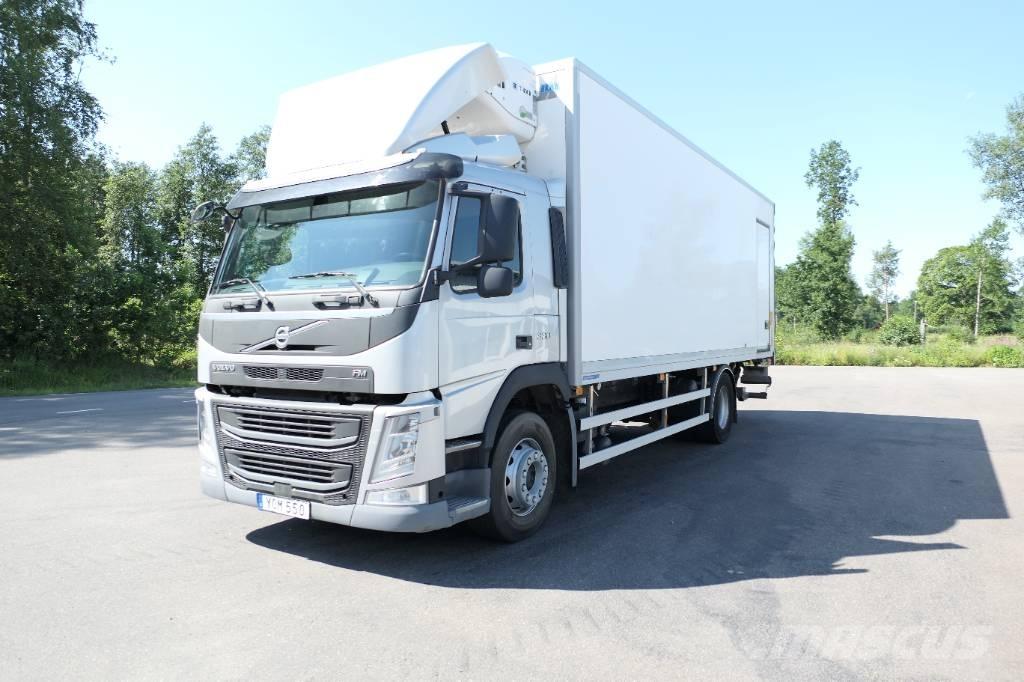 Volvo FM330 4x2 온도 조절식 트럭