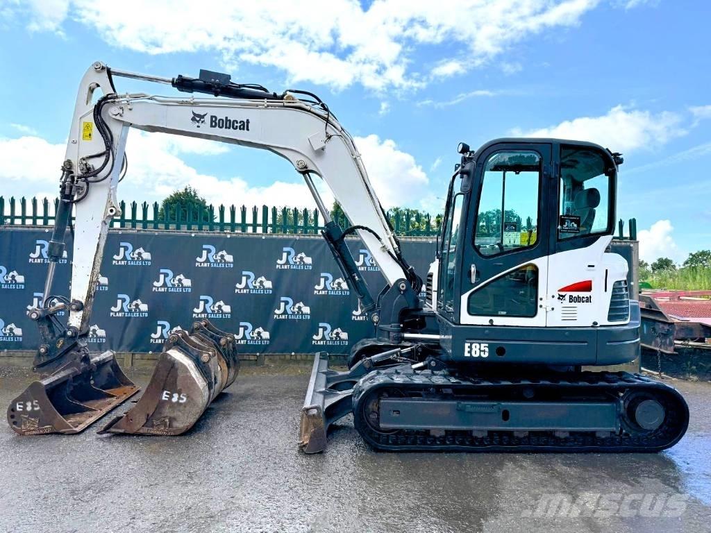 Bobcat E 85 중형굴삭기 7톤-28톤