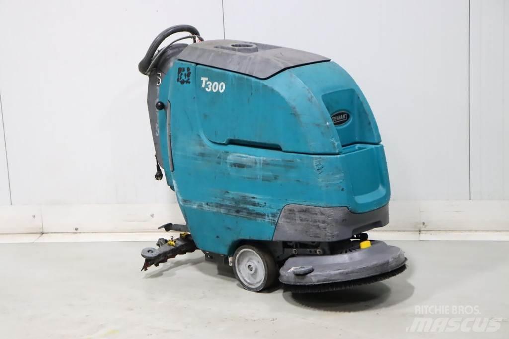 Tennant T300 도로 청소차