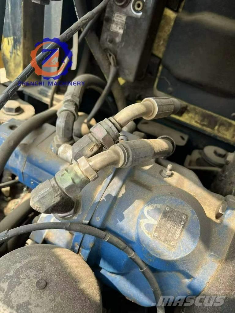 Hyundai 60 W  휠 굴삭기