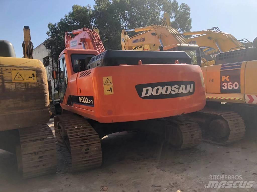 Doosan 225 LC 대형 굴삭기 29톤 이상