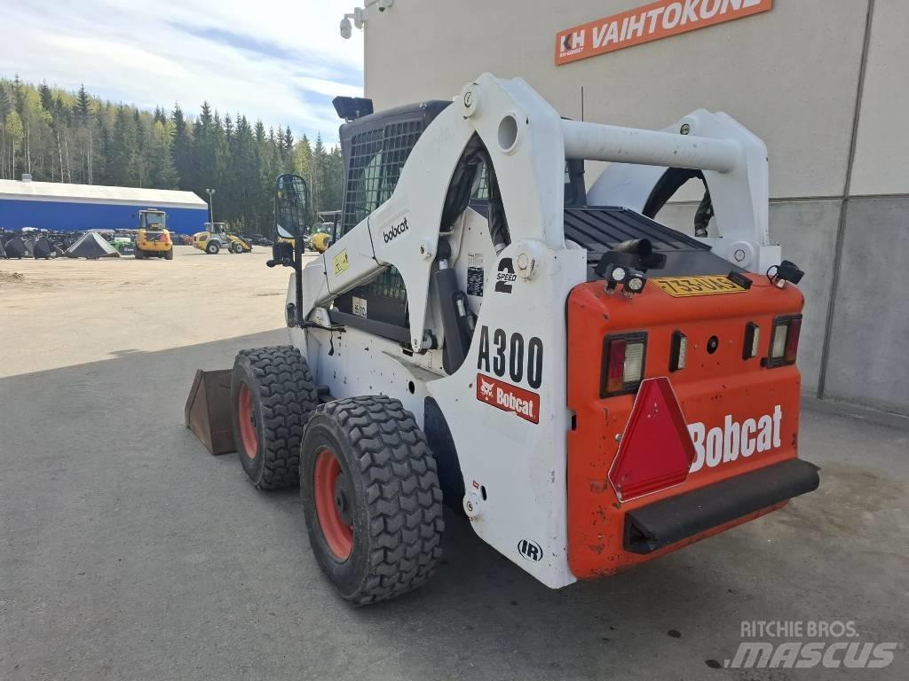 Bobcat A 300  스키드로더