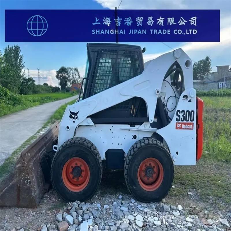 Bobcat S 300  스키드로더