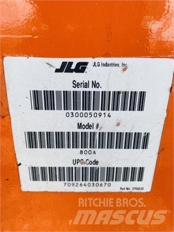 JLG 800 AJ 관절형 전동이동 리프트