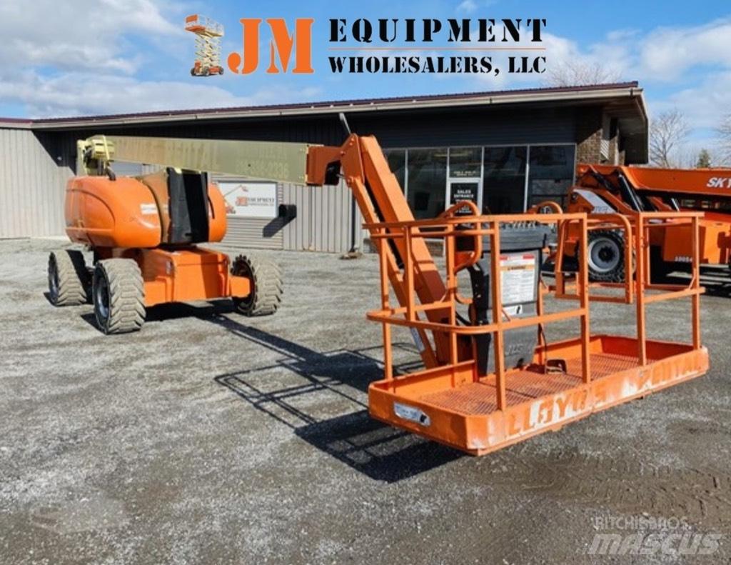 JLG 800 AJ 관절형 전동이동 리프트