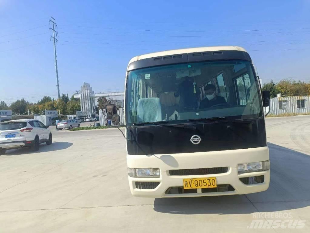 Nissan Civilian 시외버스