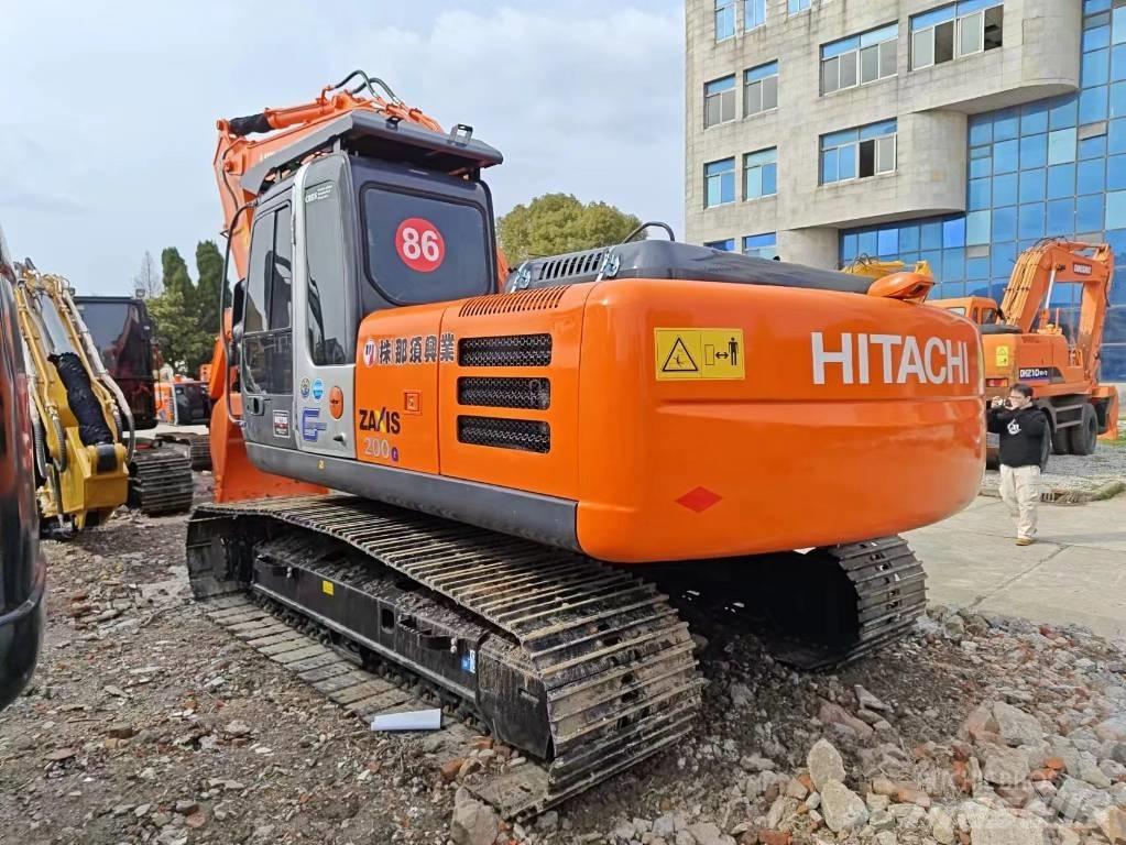 Hitachi ZX 200 대형 굴삭기 29톤 이상