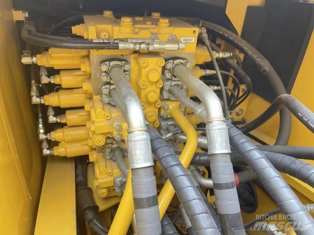 CAT 315 E 중형굴삭기 7톤-28톤
