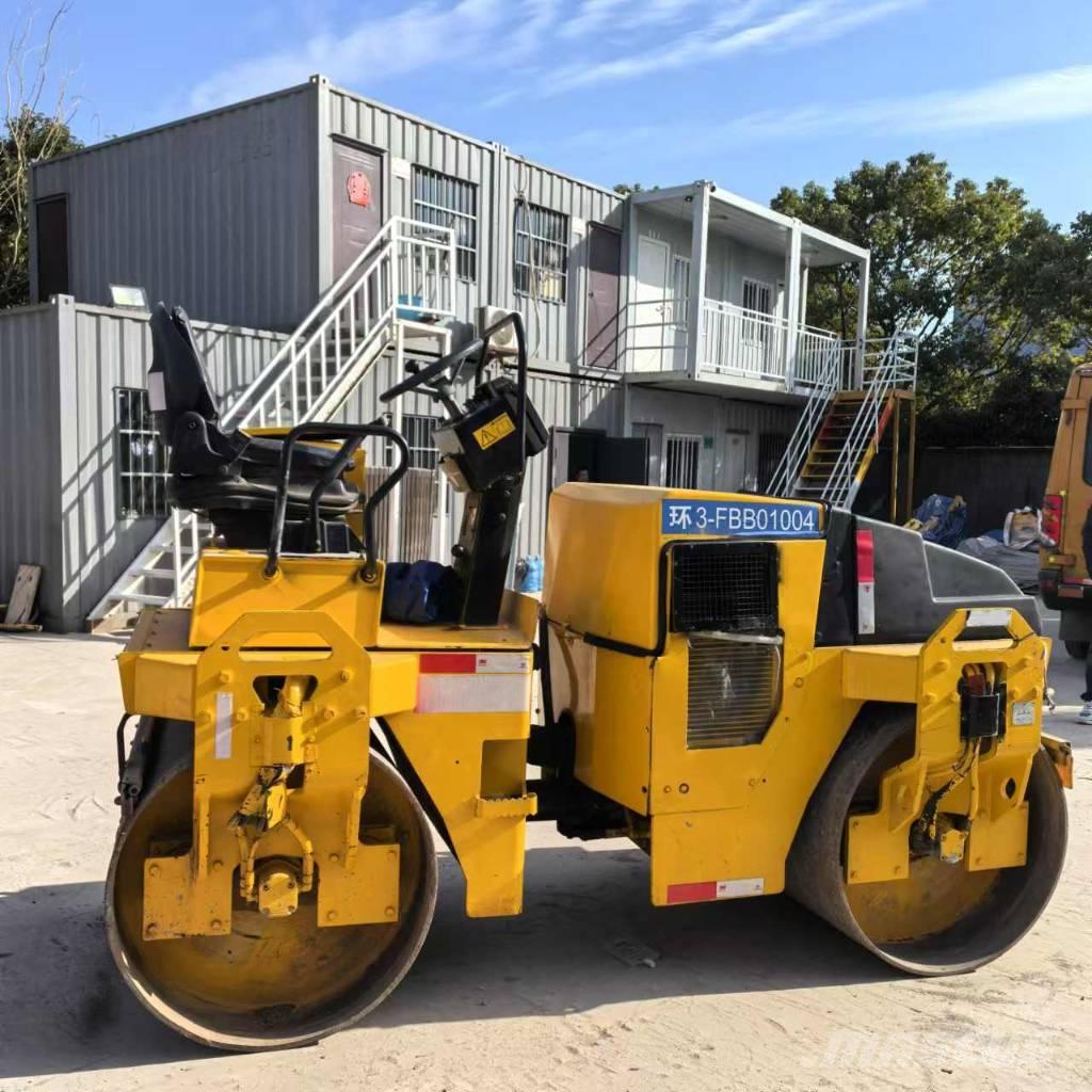 Dynapac CC 142 트윈 드럼 롤러