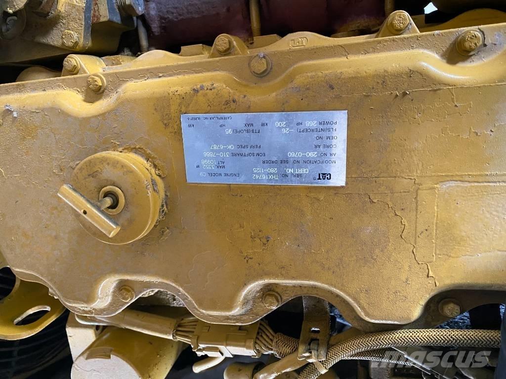 CAT 330 D 대형 굴삭기 29톤 이상