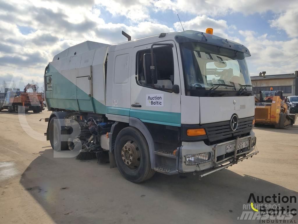 Mercedes-Benz 1517 도로 청소차