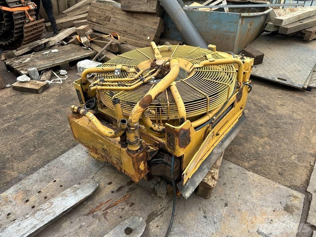 CAT 950g radiator 라디에이터
