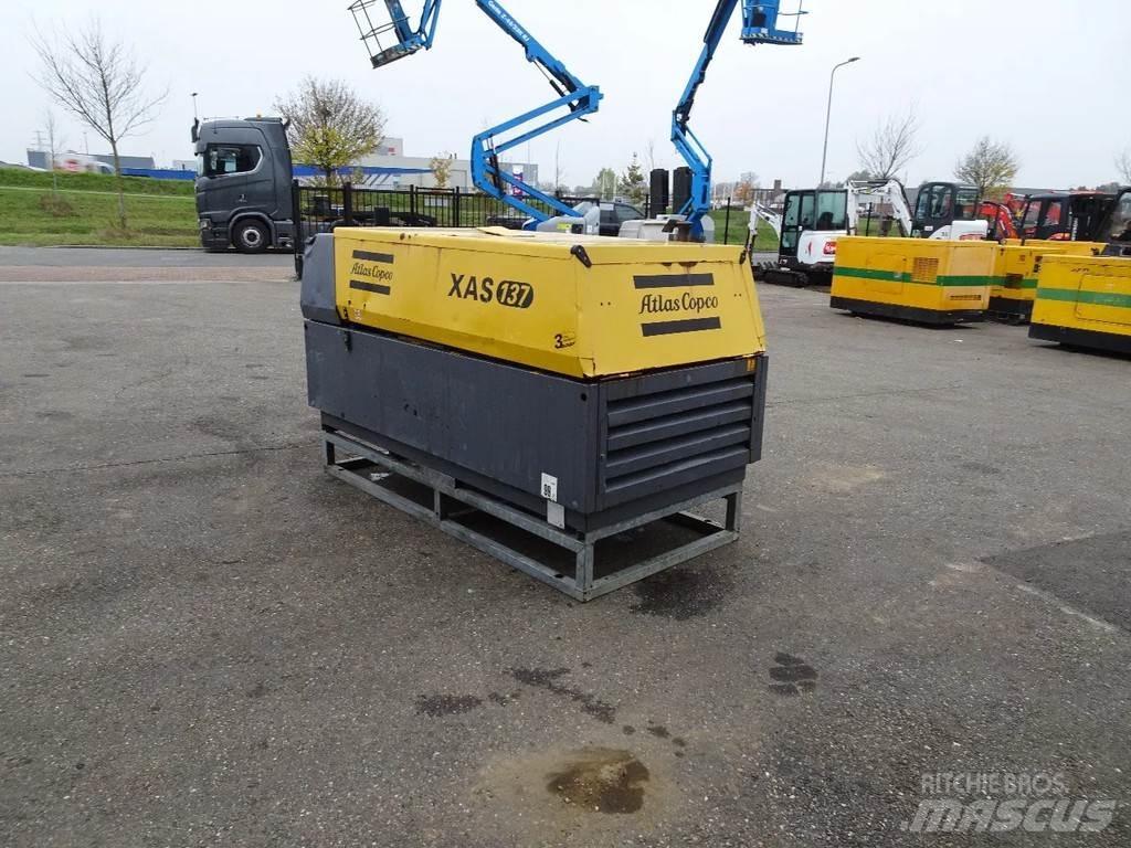 Atlas Copco XAS137 콤푸레샤