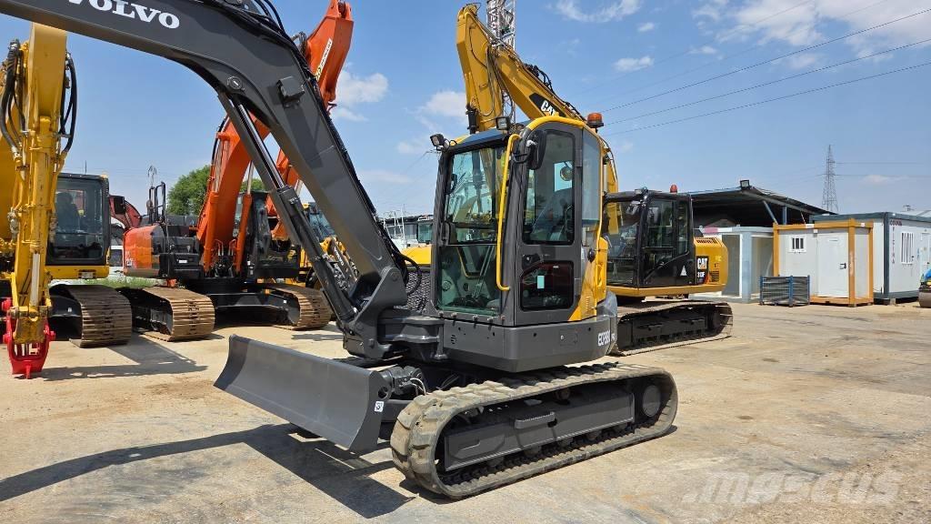 Volvo ECR 88 PLUS 중형굴삭기 7톤-28톤