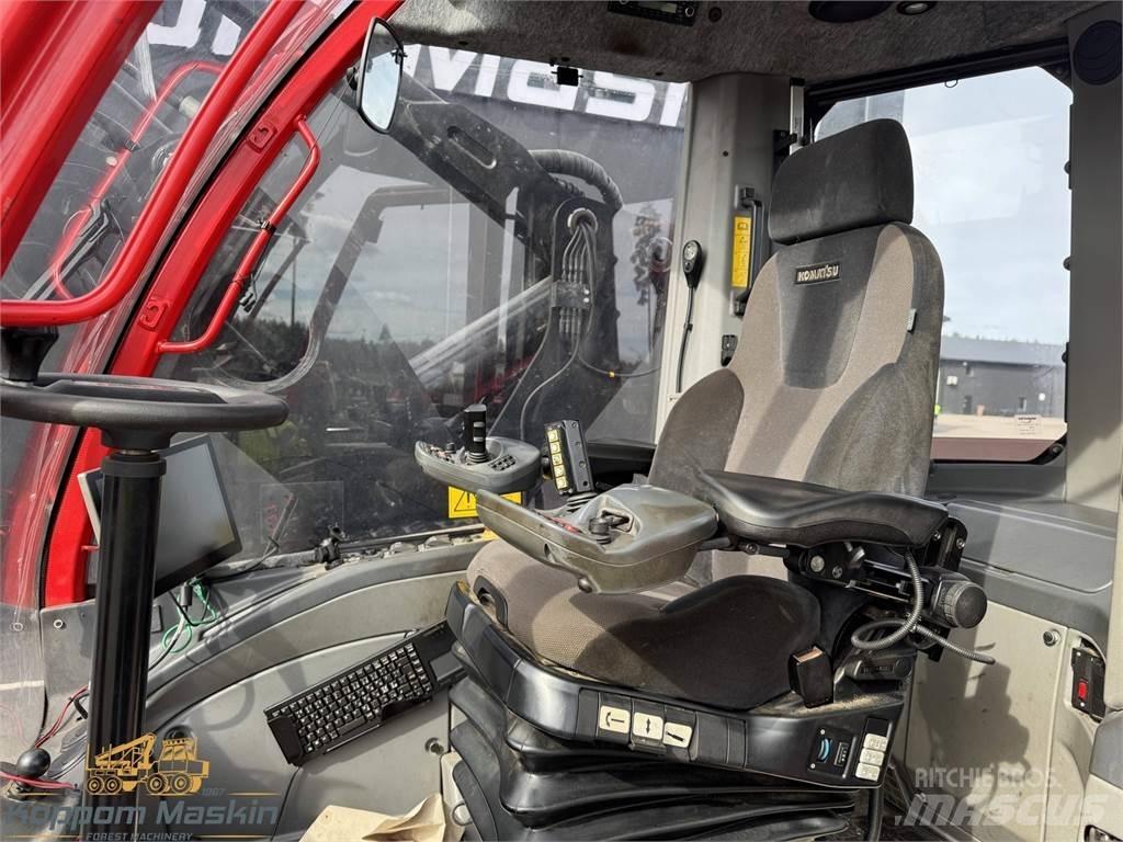 Komatsu 931XC 원목 하베스터