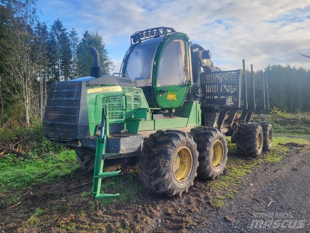 John Deere 1210 G 원목 포워더