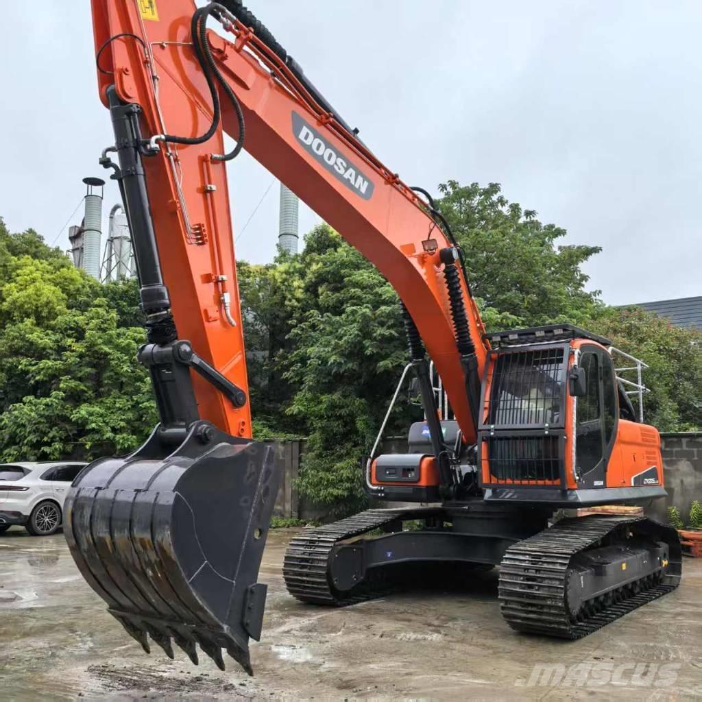 Doosan DX 225 LCA 대형 굴삭기 29톤 이상